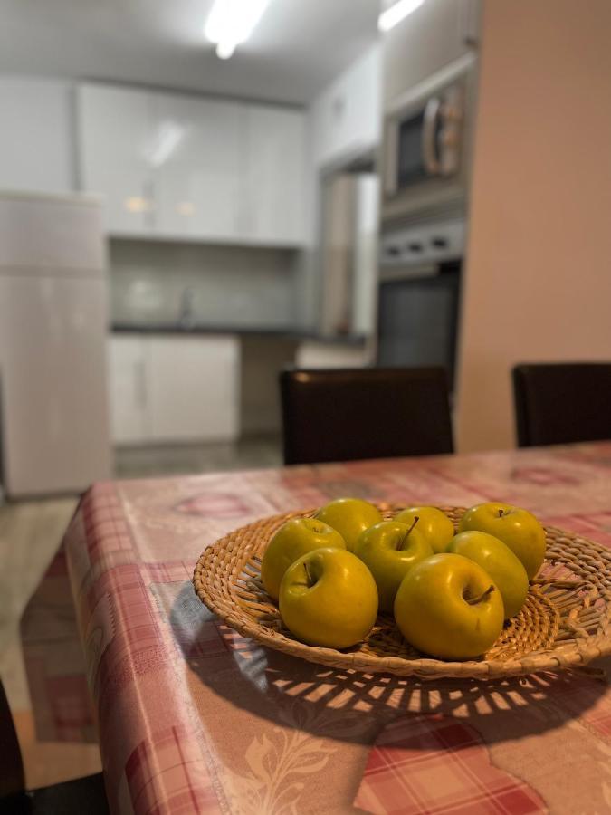 Piso Acogedor Fortuny 萨洛 外观 照片
